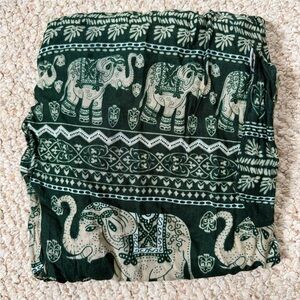 ❤️Green Tan Elephant Pants Boho Feminine